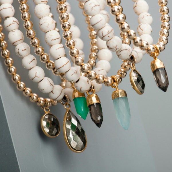 Magnesite Beaded Charm Bracelet - EVY Designs
