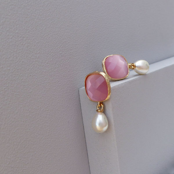 Rosa Pearl Drop Earrings - www.evy-designs.com