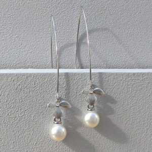Orchid Pearl Drop Earrings - www.evy-designs.com